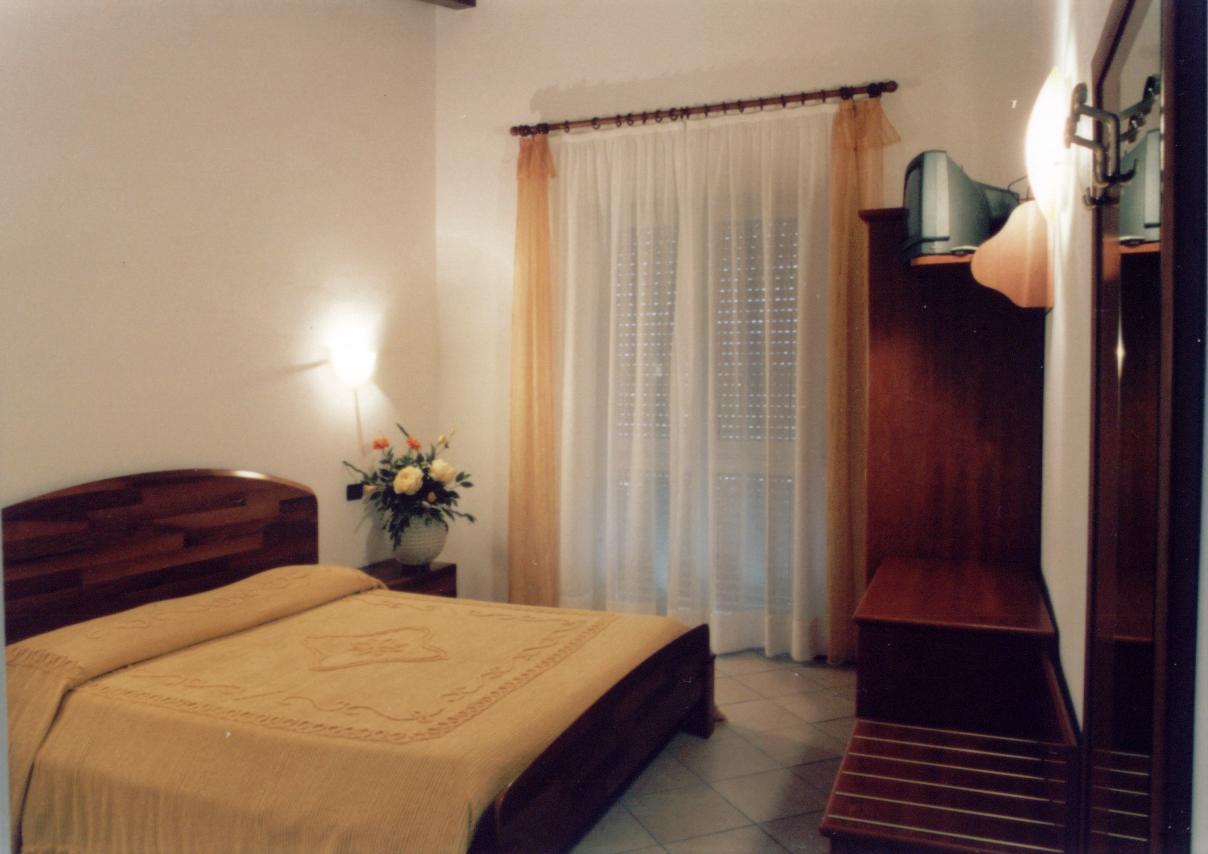 Hotel Ponte Autostrada Seriate Bagian luar foto